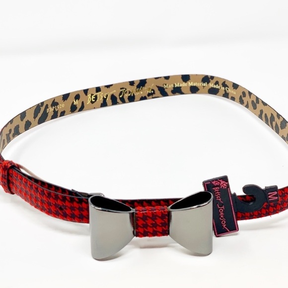 Betsey Johnson Accessories - Betsey Johnson Red Houndstooth Bow Buckle Belt NEW